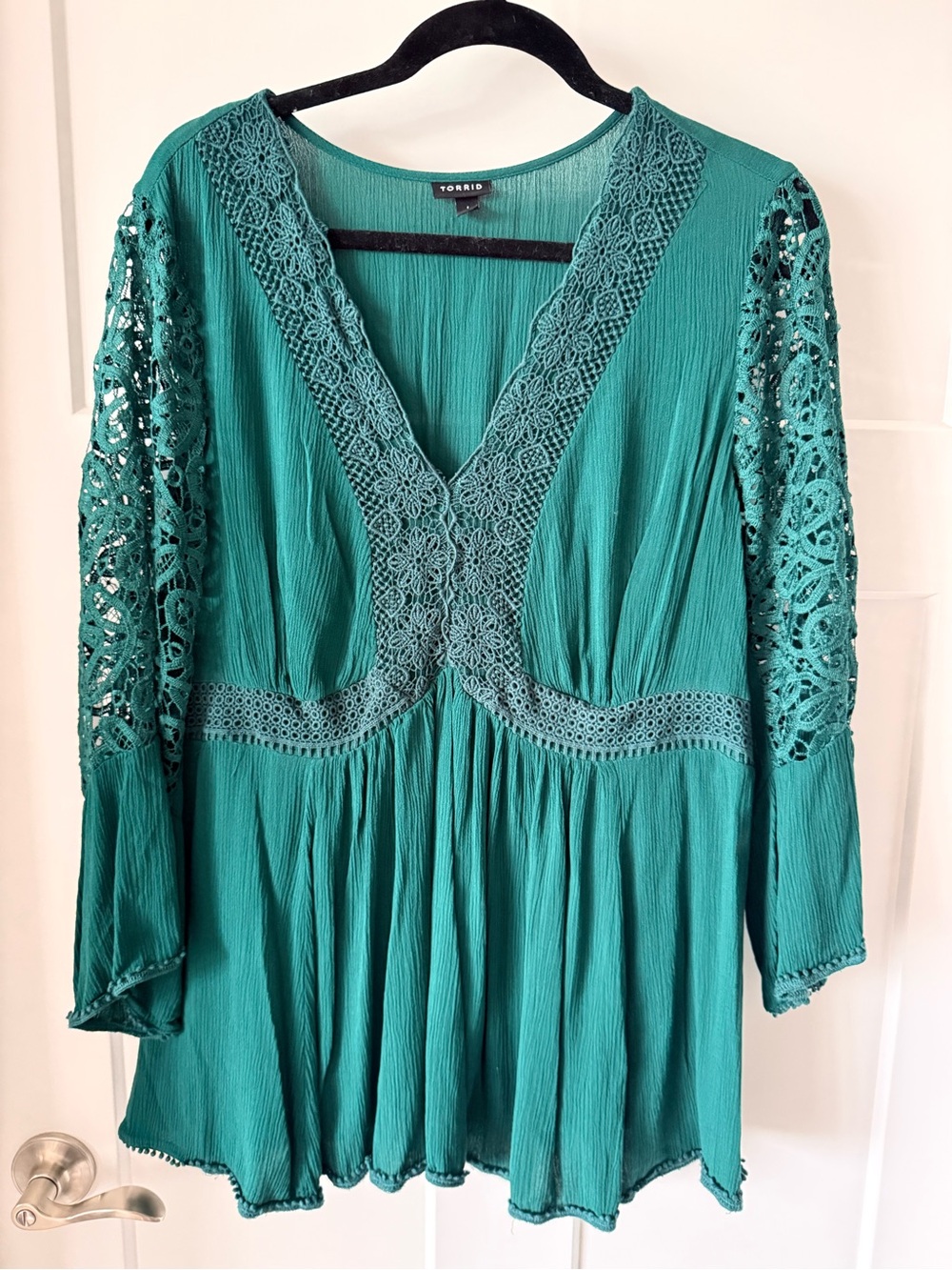 Torrid Lace-Trim V-Neck Women’s Top Size 1x